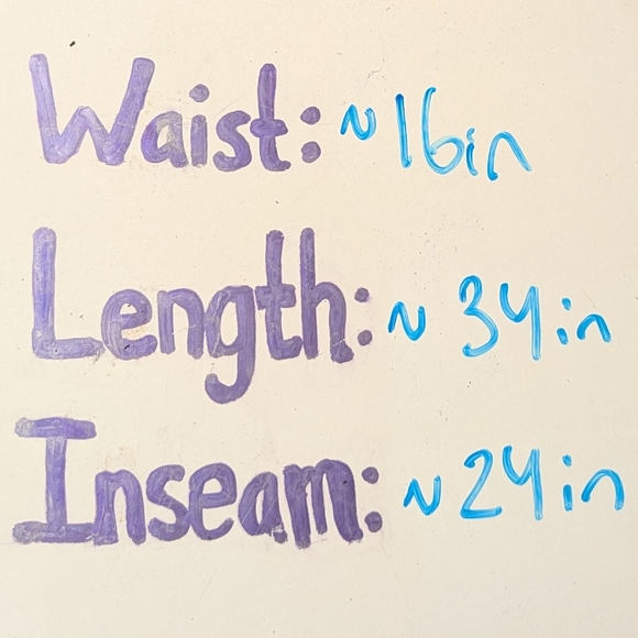 Chico's Red Crop Pants Size 6 🍒 - Picture 10 of 10